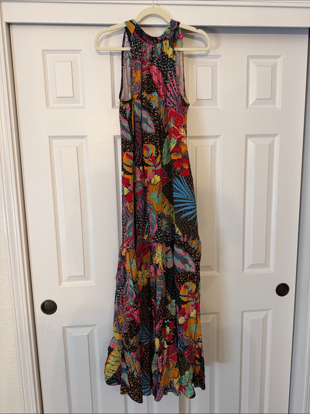 Vince Camuto Black Tropical Floral Halter Maxi Dress
